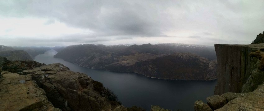 preikestolen, ruta al púlpito, Noruega