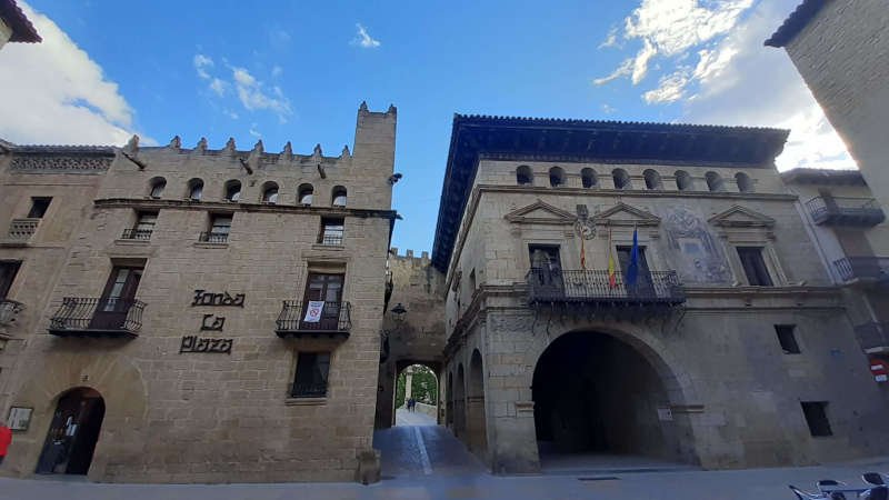 valderrobres, valderrobres teruel, vall de roures, valderrobres turismo, fonda la plaza valderrobres, fonda angeleta valderrobres, ayuntamiento valderrobres, turismo valderrobres, la comarca valderrobres, teruel valderrobres, fonda de la plaza valderrobres, el parrizal valderrobres